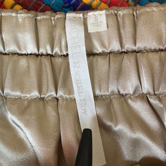 Rachel Roy®️ Gold Brushed Soft Faux Leather Skirt with HandPockets NWOTs - Picture 2 of 7